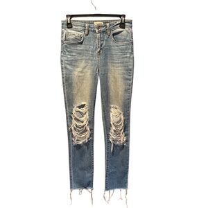 L'Agence Luna Straight High Rise Distressed Jeans in Classic Ice Size 24